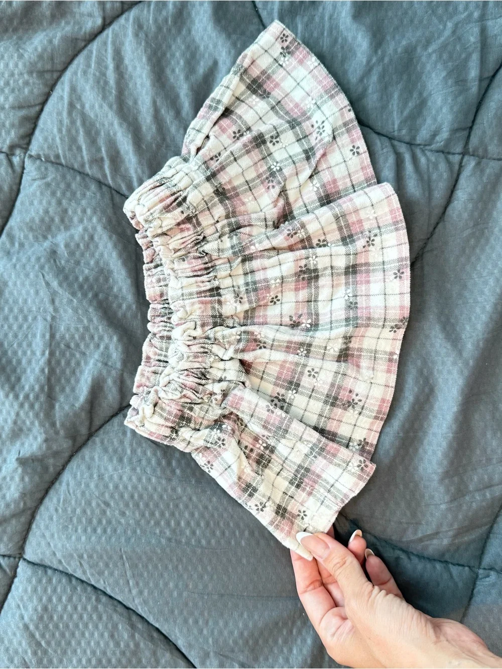 Pink Plaid Floral Elastic Waist baby girl Skirt - 9/12M- good conditions